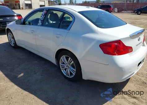 2010 Infiniti G37 Journey z USA, uszkodzony, nr VIN JN1CV6AP9AM201776
